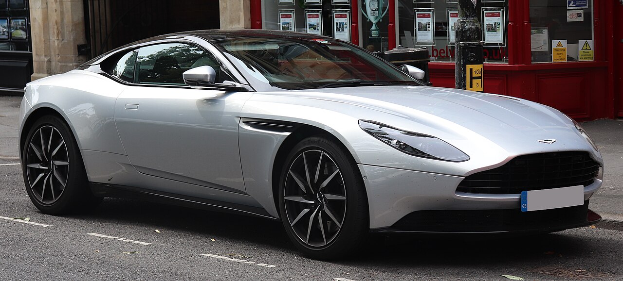 Aston Martin Db11 — DB11 (2016-2024)