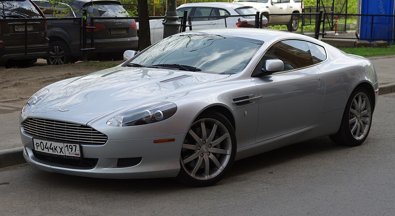 Aston Martin Db9 — DB9 (2003-2016)