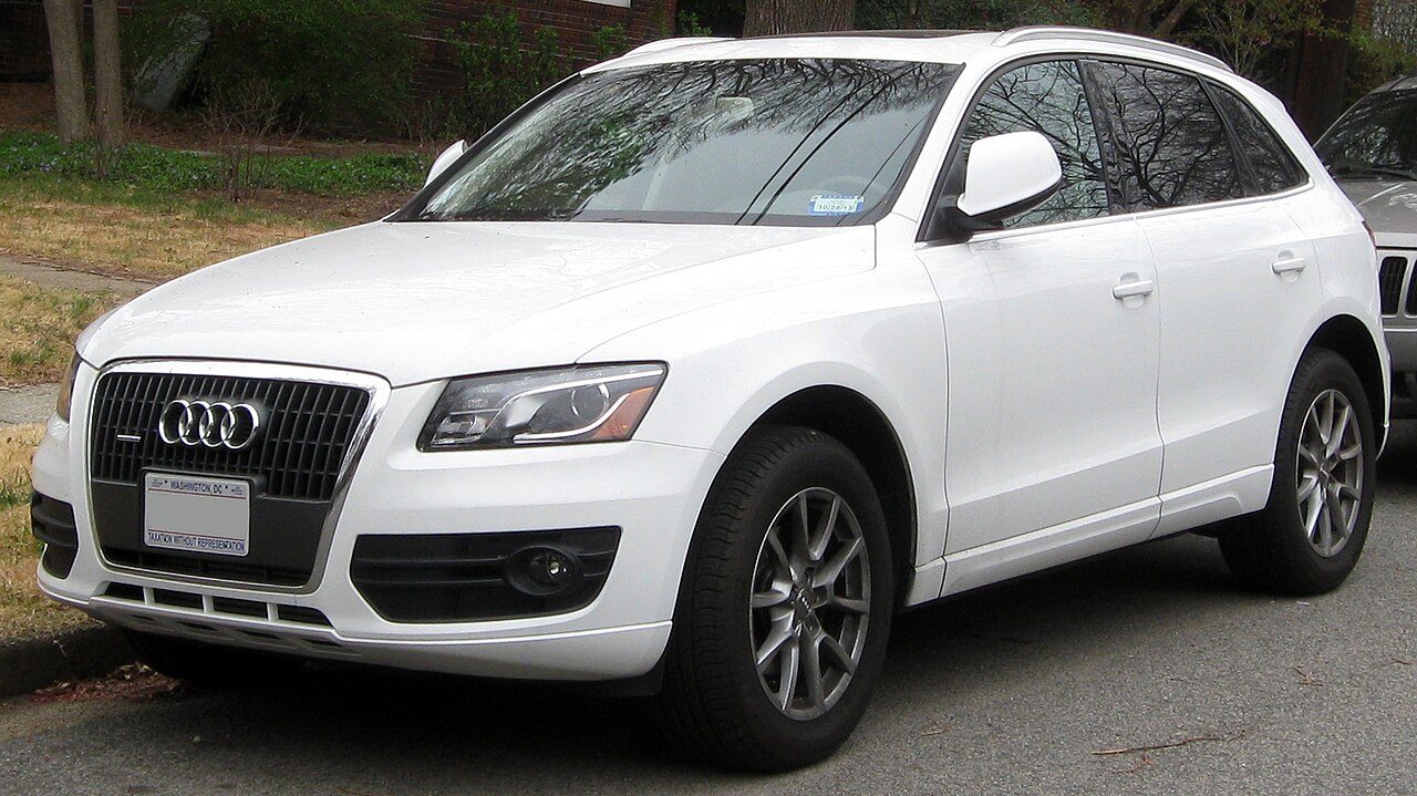 Audi Q5 — 1st gen 8R (2008-2017)