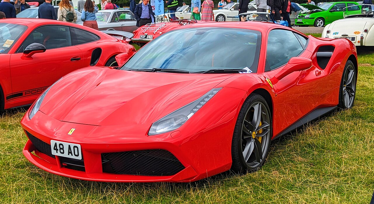 Ferrari 488 — 488 GTB / Spider (2015-2019)