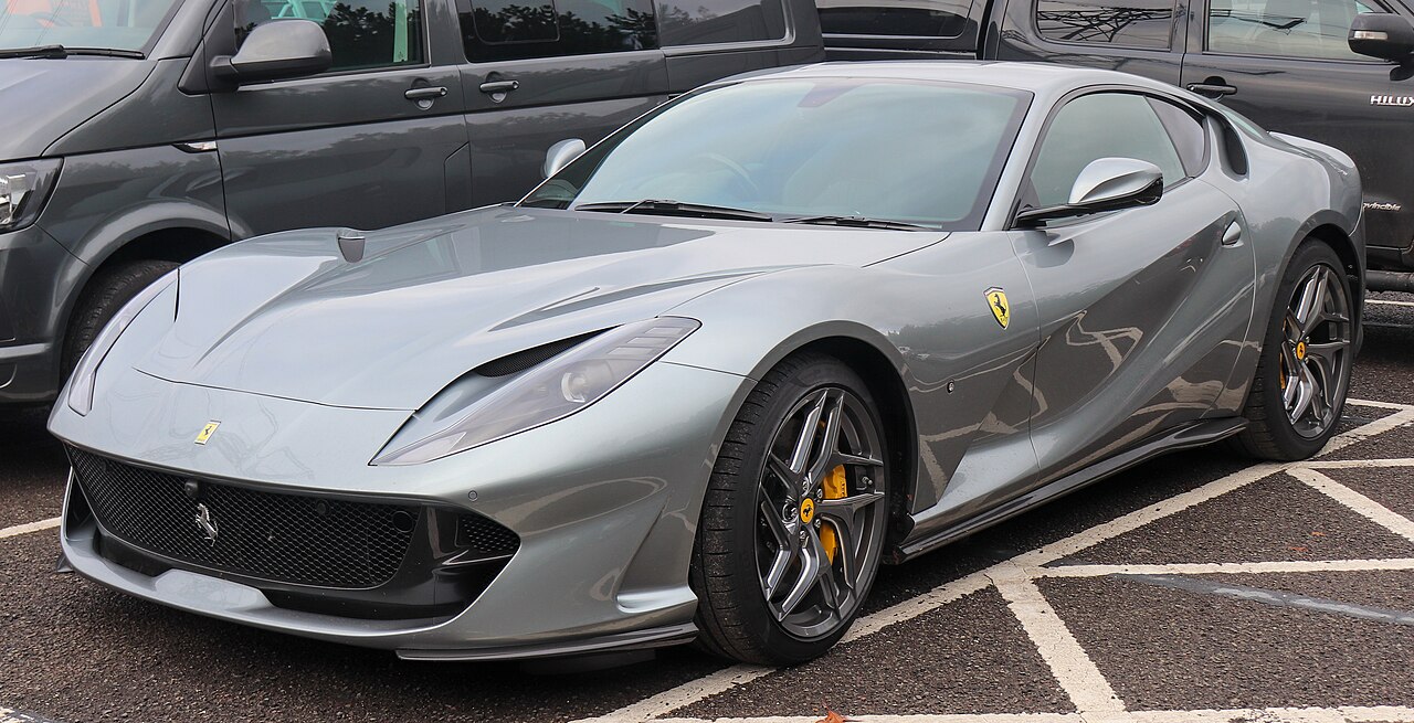 Ferrari 812 — 812 Superfast / GTS (2017-present)