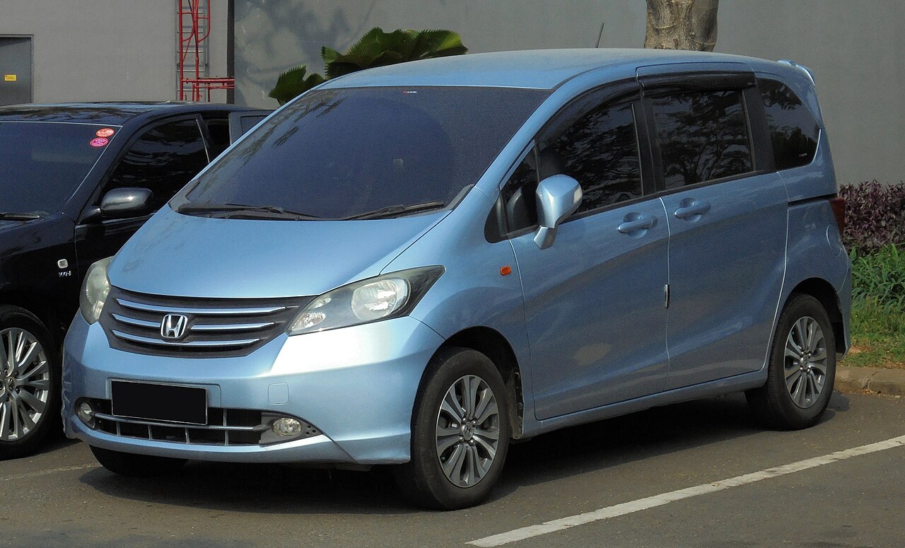 Honda Freed — 1st gen GB (2008-2016)