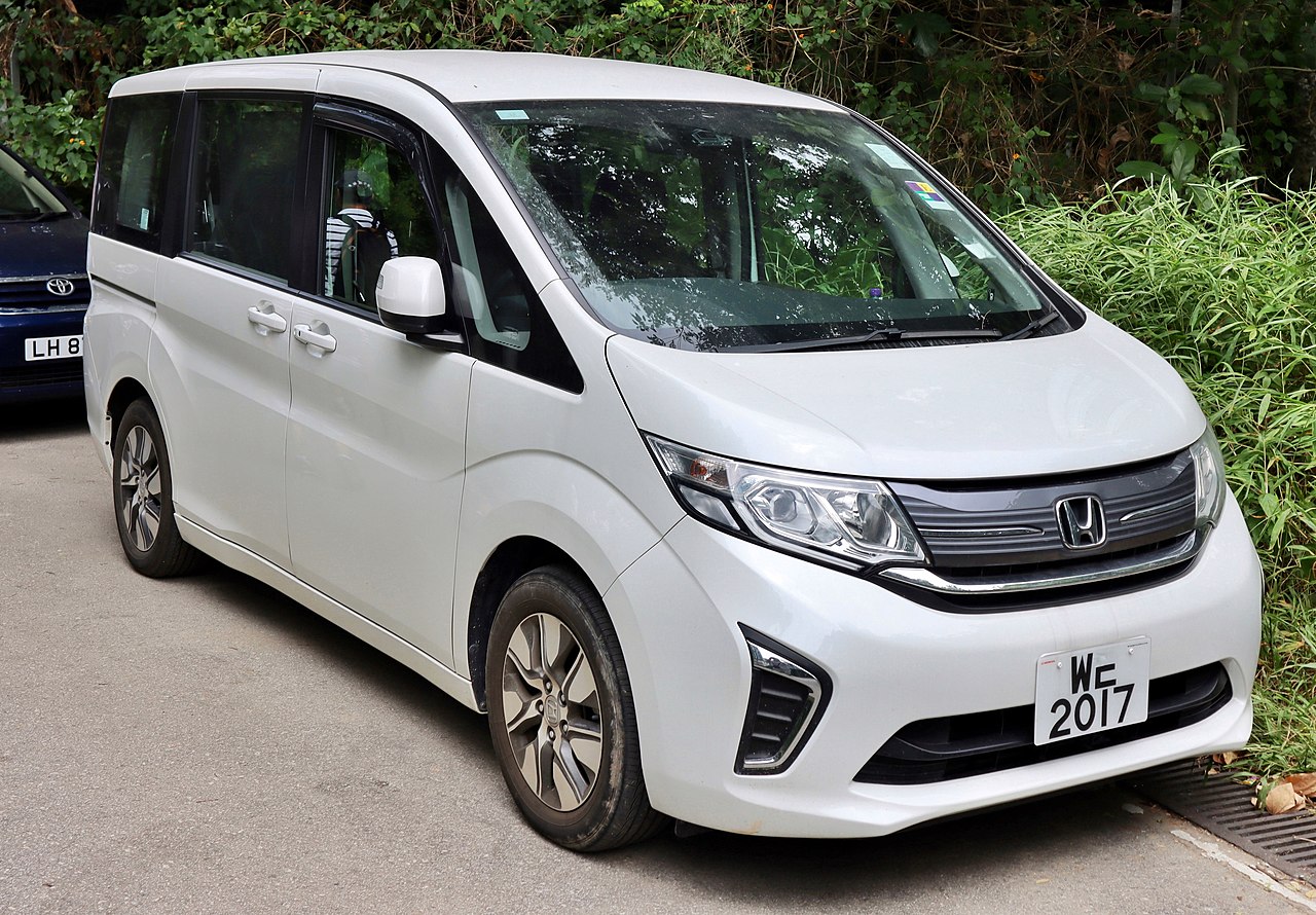Honda Stepwgn — 5th gen RP1 (2015-2022)