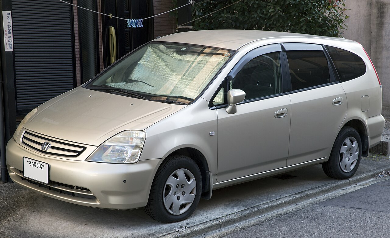 Honda Stream — 1st gen RN1 (2000-2007)