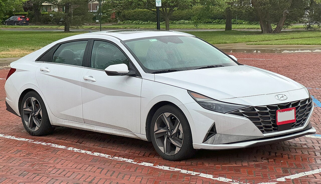 Hyundai Avante — 7th gen CN7 (2020-present)
