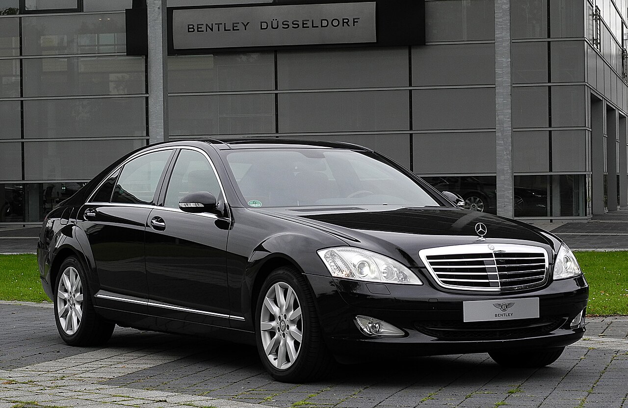 Mercedes-Benz S-Class — W221 (2005-2013)