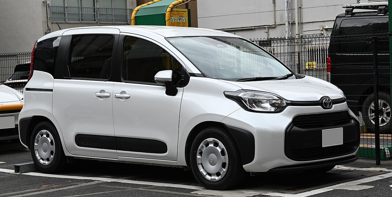 Toyota Sienta — 3rd gen XP210 (2022-present)