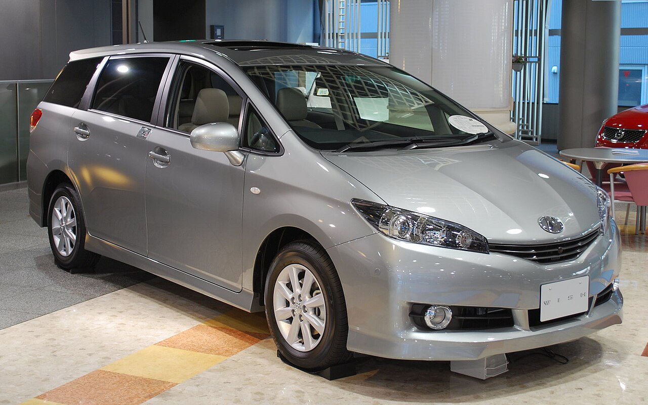 Toyota Wish — 2nd gen AE20 (2009-2017)